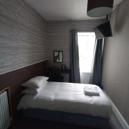 Goblin Ha' Hotel Gifford Exterior foto